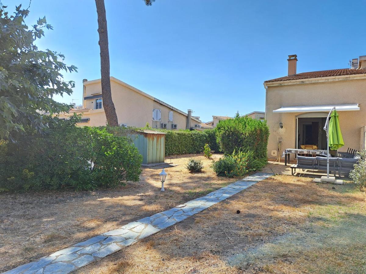 Mini Villa Jardin 50 M Plage Borgo  Exterior photo